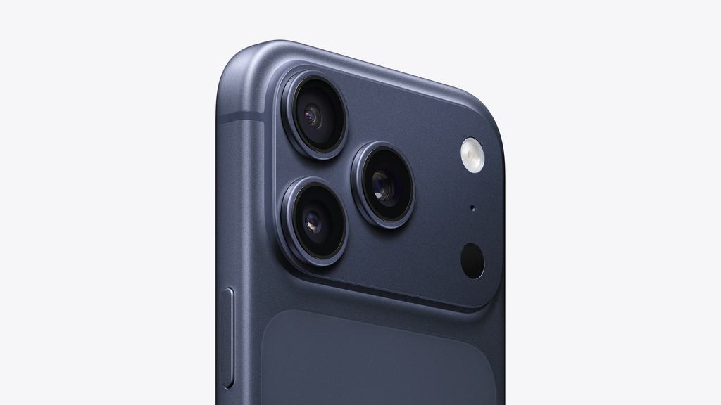 iphone-17-pro-finish-select-202509-6-3inch_AV3.webp